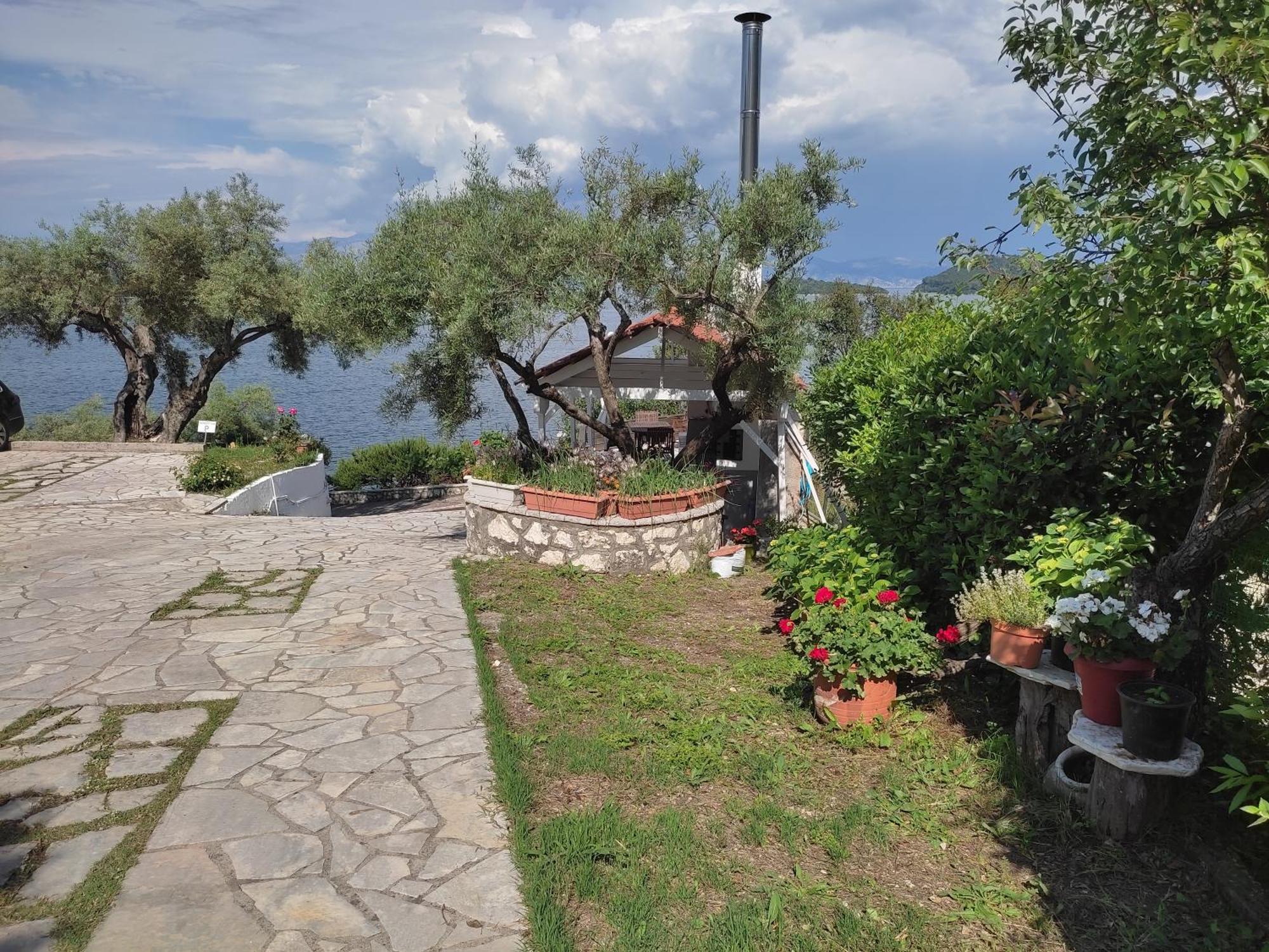 Korakias Seaview Villa Yénion Exteriör bild
