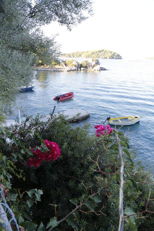 Korakias Seaview Villa Yénion Rum bild